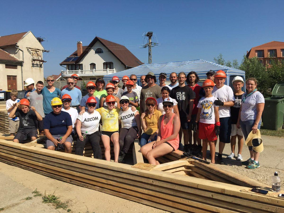 The 2016 build team at Caminul Felix, Oradea, Romania